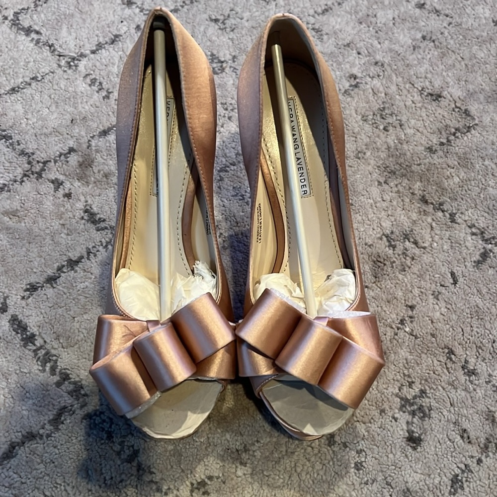 Vera Wang Light Pink Blush Satin Bow Platform HighHeels 7 1/2 Wedding - Picture 2 of 6